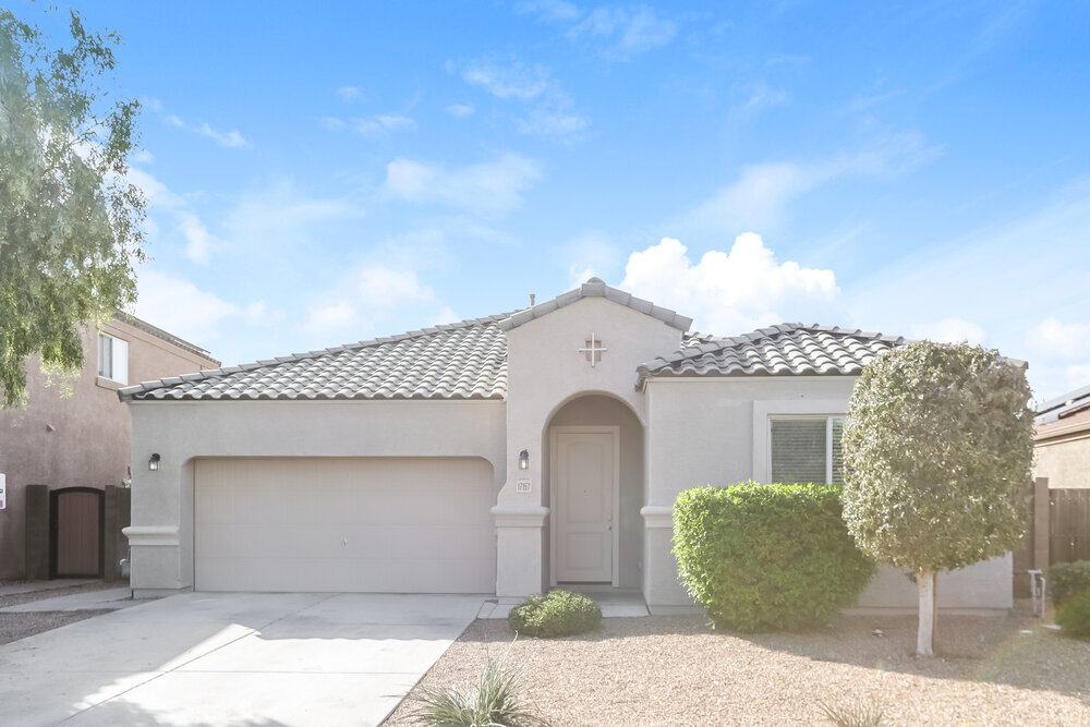 Foto principal - 17157 W Lisbon Ln