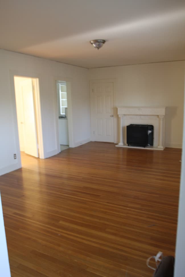 Foto del edificio - 1243-1261 N Genesee Ave