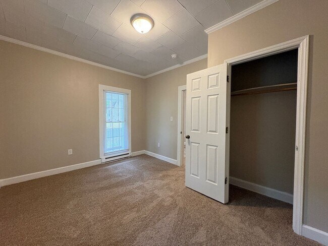 Foto del edificio - 1 Bedroom, 1 Bathroom House in Eden!