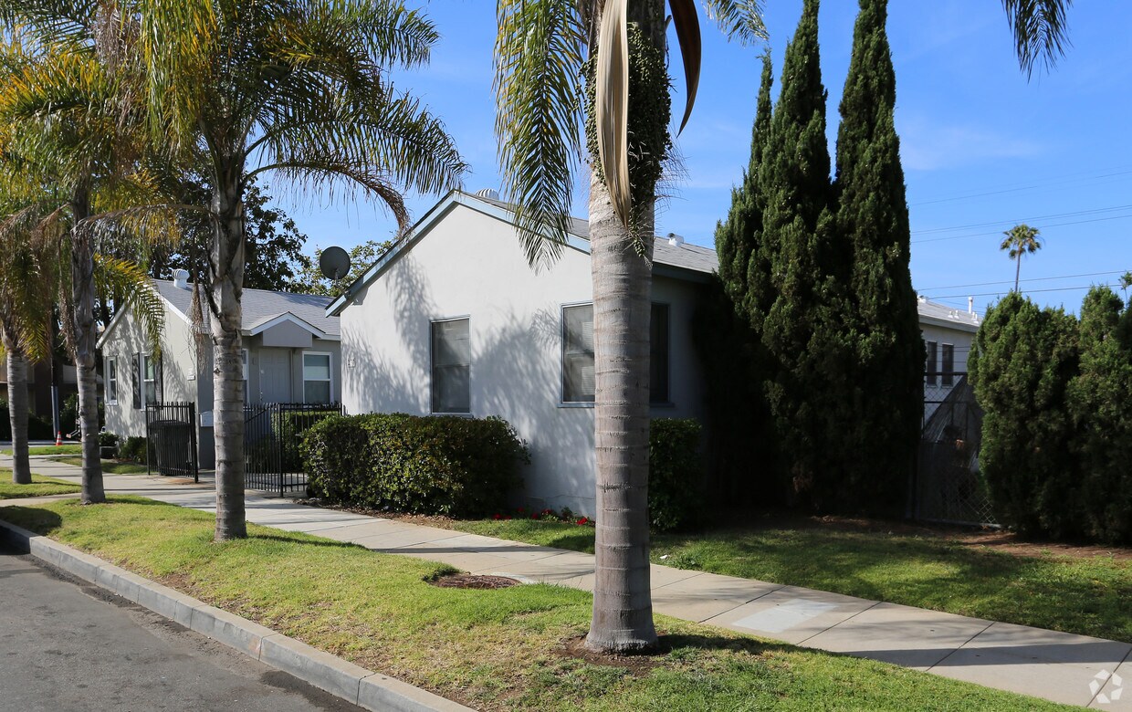 Foto del edificio - 237-239 S Freeman St