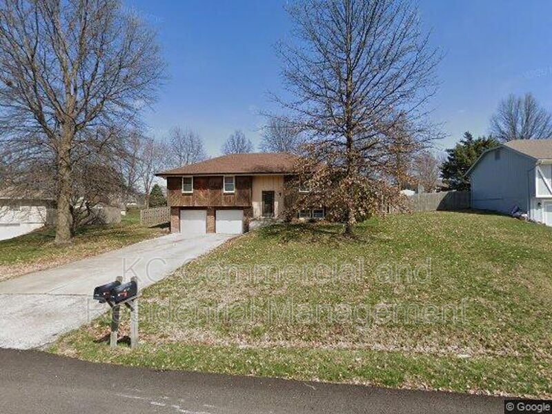 11507 N Highland Ave, Kansas City, MO 64155 House for Rent in Kansas