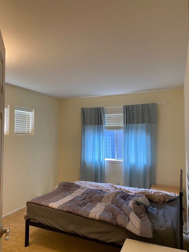 4217 257th Pl SE, Issaquah, WA 98029 House for Rent in Issaquah, WA