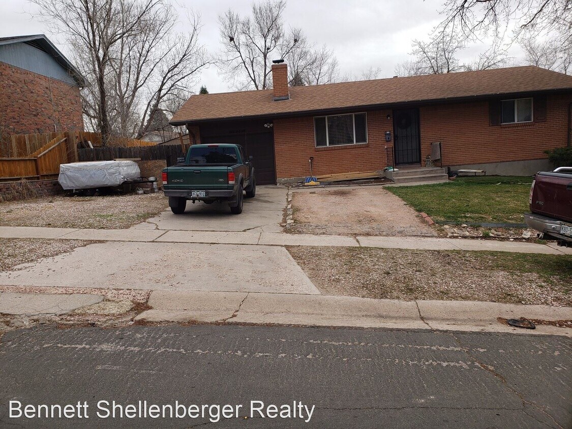 Building Photo - 4 br, 1.5 bath House - 1429 Laurette Drive