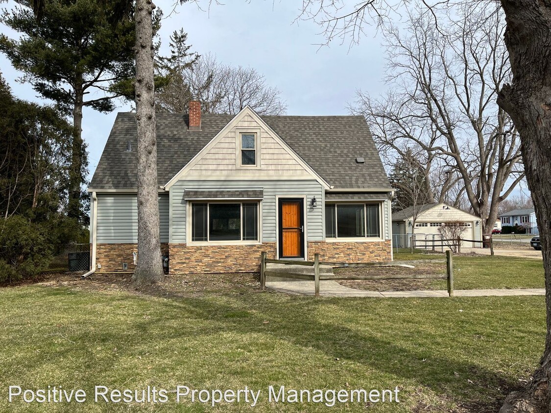 3 br, 1 bath House 8311 N Alpine Road House Rental in Machesney Park, IL