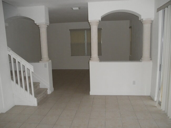 Foto del edificio - SHOMA AT ROYAL PALM BEACH