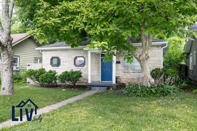 Building Photo - 5161 Primrose Ave