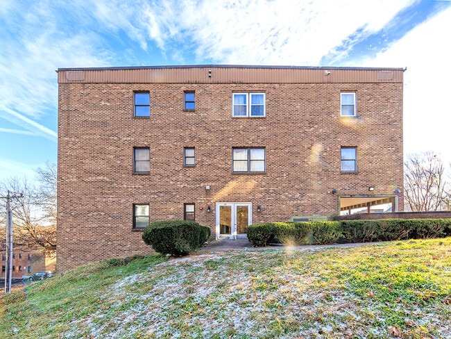 Foto del edificio - 50 Long St