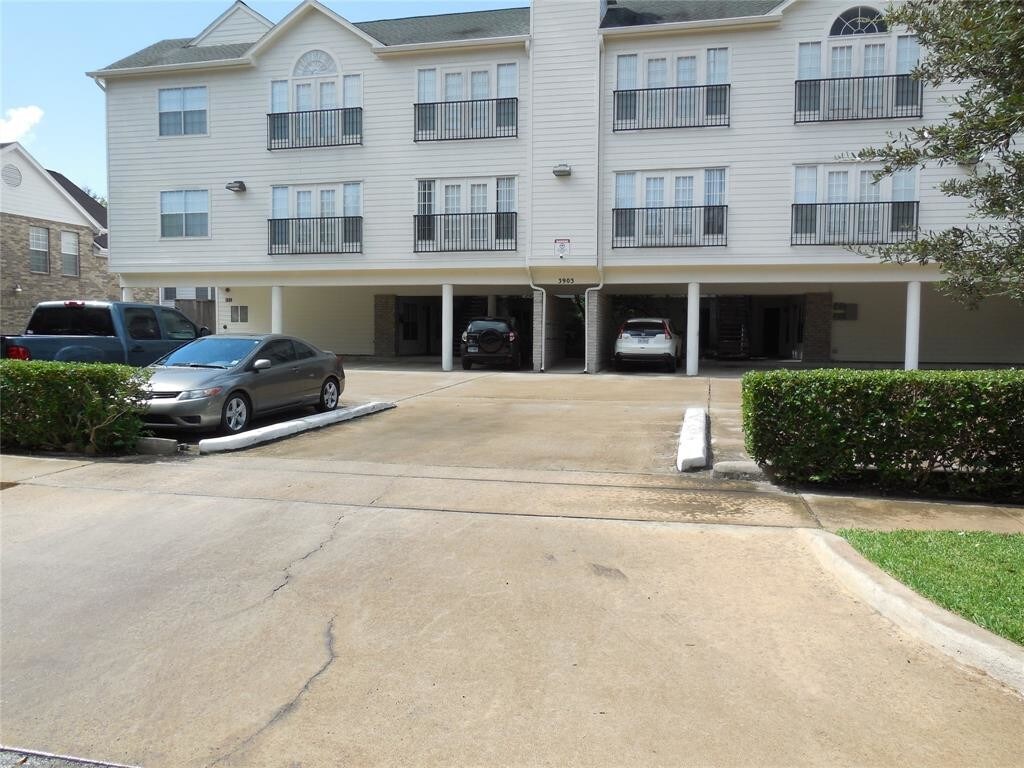 Primary Photo - 3903 Law St
