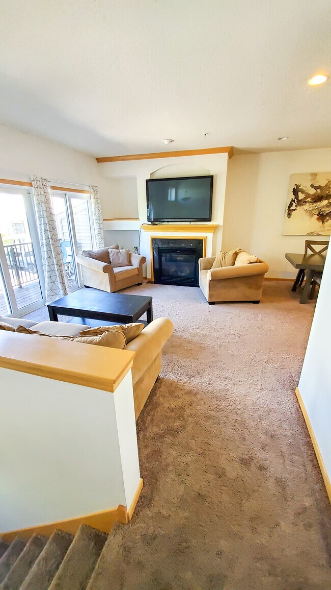 11286 Baltimore St NE Unit I, Blaine, MN 55449 Condo for Rent in