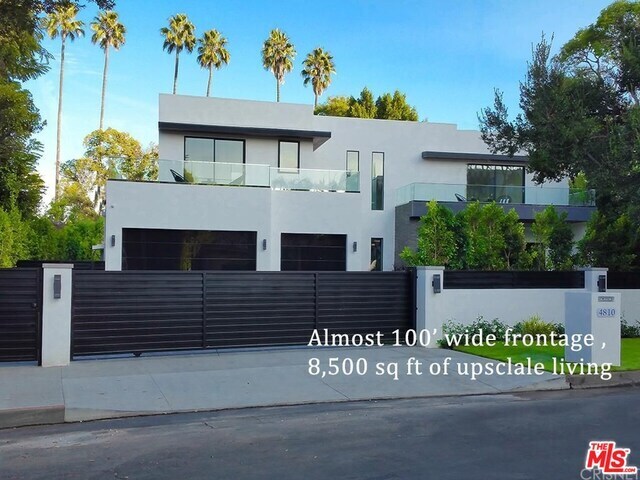 Foto del edificio - 4810 Woodley Ave