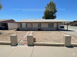 Building Photo - 615 E Laredo St