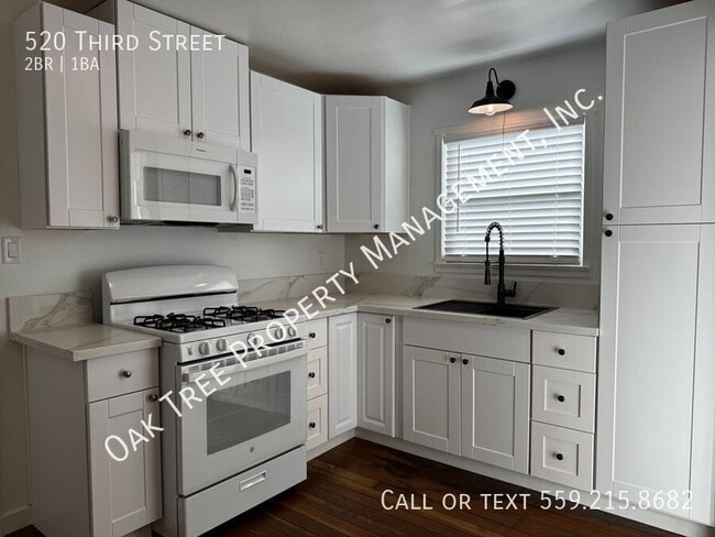 Building Photo - 520 Third Street-