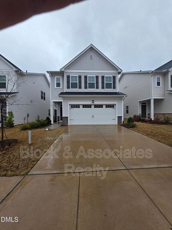 Building Photo - 109 Sea Cave Ln