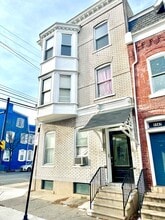 Building Photo - 1149 W Turner St