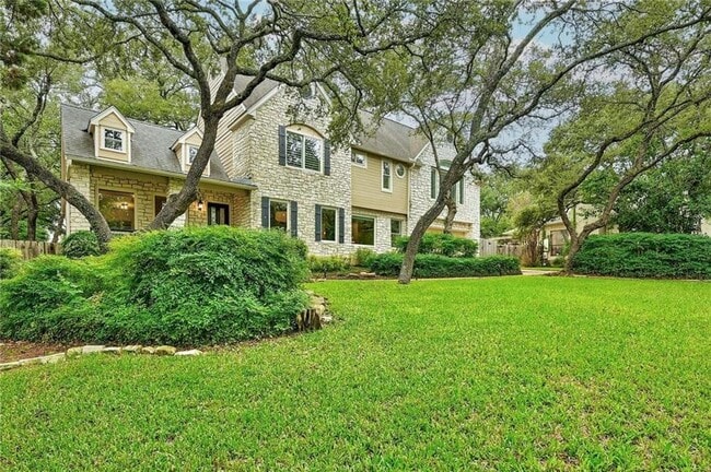 Building Photo - 9405 Caracas Dr