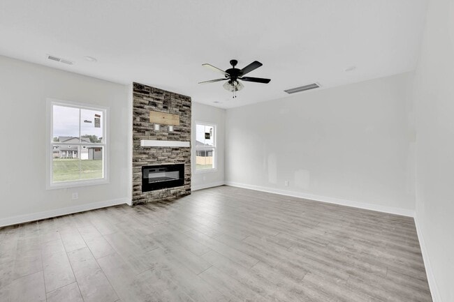 Building Photo - Beautiful New Construction Home