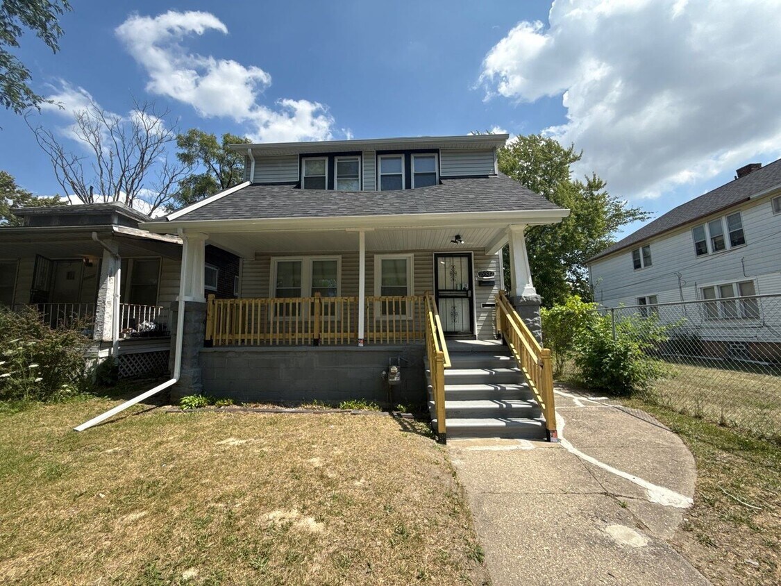 Foto principal - Fully Renovated 3-Bedroom Home – Move-In R...