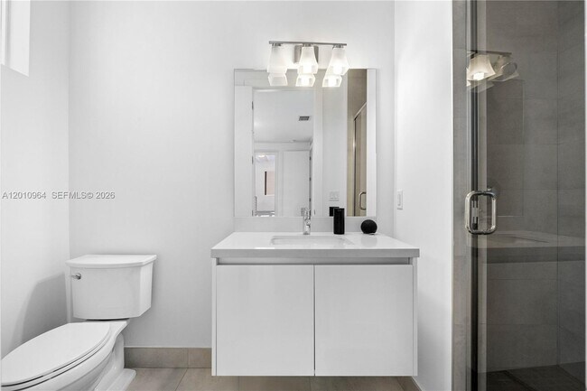 Foto del edificio - 9915 NW 75th St