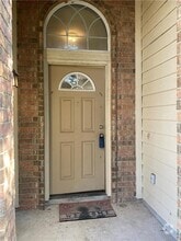 Building Photo - 561 Golden Creek Dr