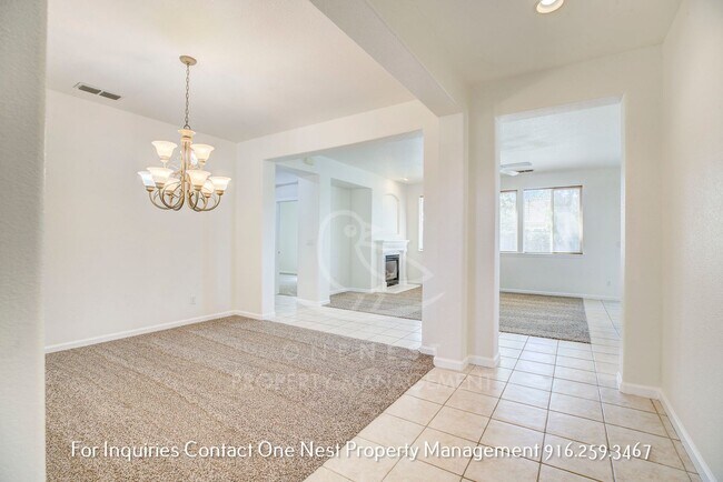Foto del edificio - charming 3-bedroom, 2-bathroom single-level home
