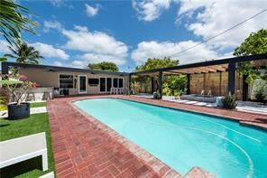Foto del edificio - 2 br, 2 bath House - 1521 NE 3rd Ave