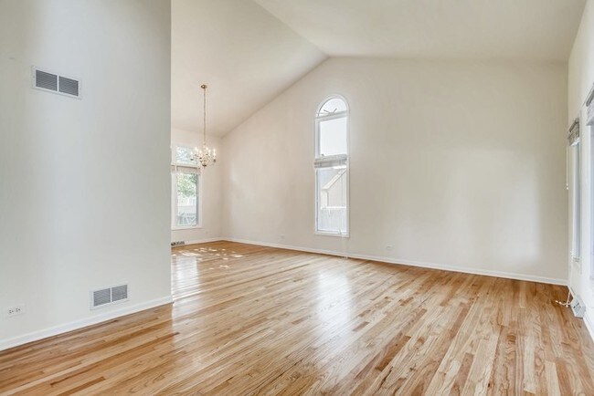 Foto del edificio - 720 Stonebridge Drive, Bolingbrook, IL 60490