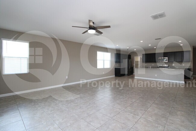 Building Photo - 5330 W Alta Mesa Ave