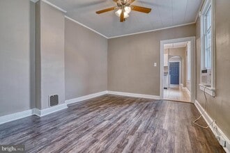 Building Photo - 1503 S Charles St