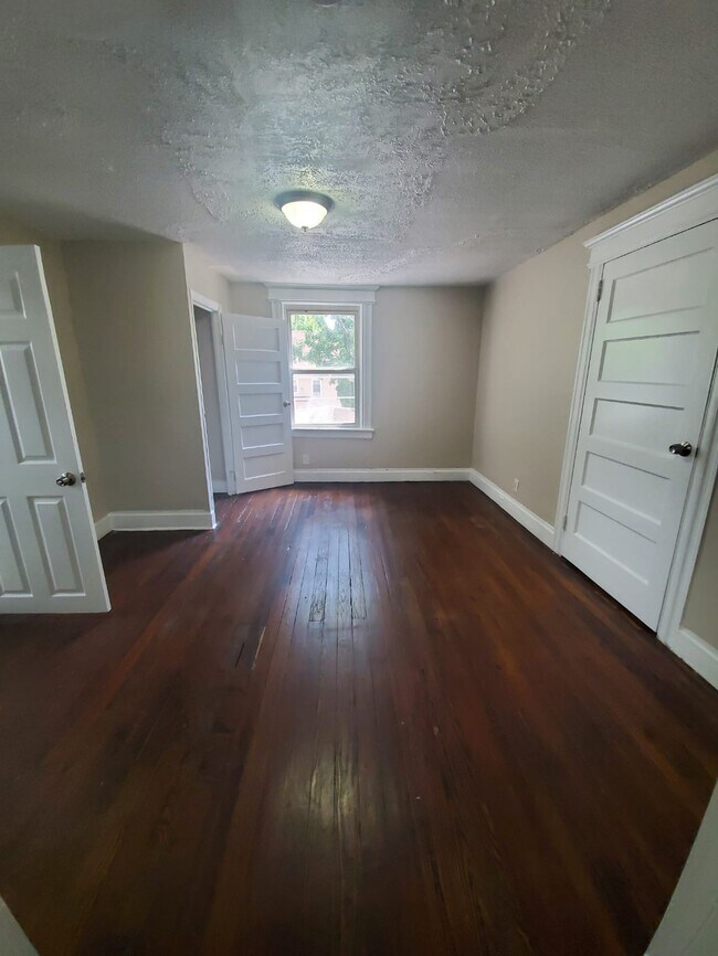 Foto del edificio - 1040 Grove St