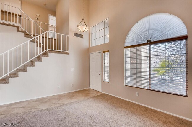 Foto del edificio - 1686 Mountain Song Ct