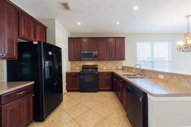 Building Photo - 8322 Encinitas Cove Dr