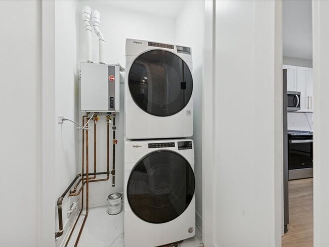 Foto del edificio - 2818 W Fletcher St