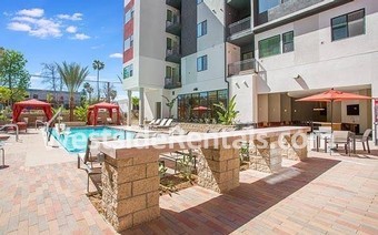 Foto principal - 21021 Erwin St