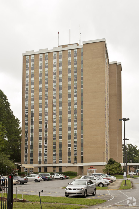 Primary Photo - Vineville Christian Towers