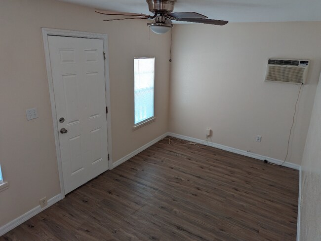 Foto del edificio - 2921 E 17th Ave