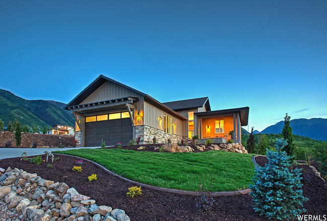 Front of house - 732 S Nebo Cir