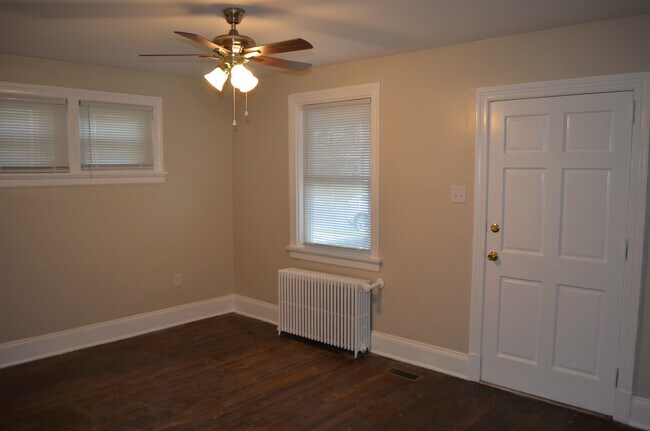 Foto del edificio - 607 E Brookland Park Blvd