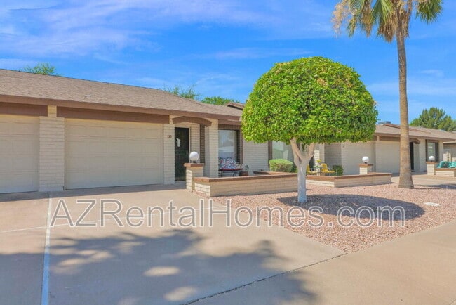 Building Photo - 2064 S Farnsworth Dr