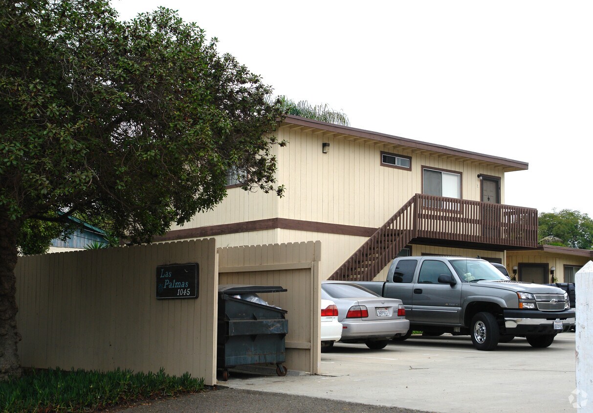 Building Photo - 1045 N Vulcan Ave