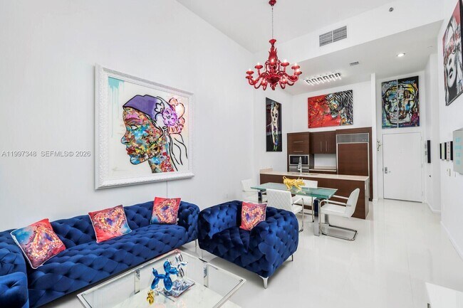 Building Photo - 475 Brickell Ave