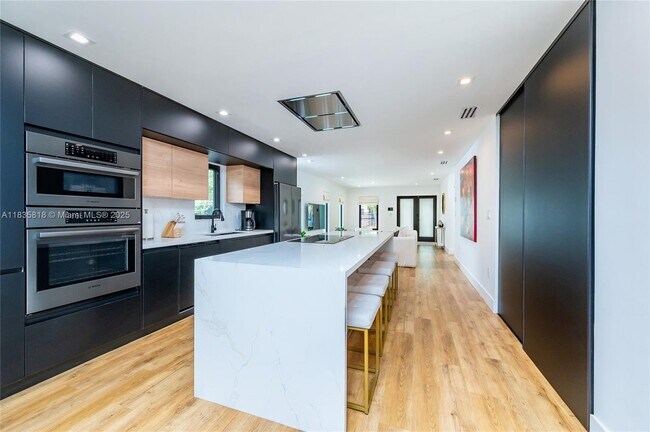 Photo - BAY VISTA PARK House