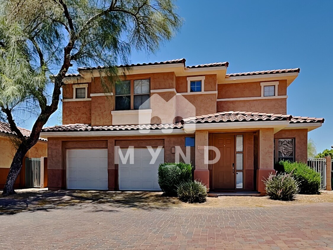 Foto principal - 13514 W Cypress St