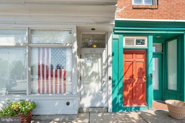 Foto del edificio - 1402 E Baltimore St