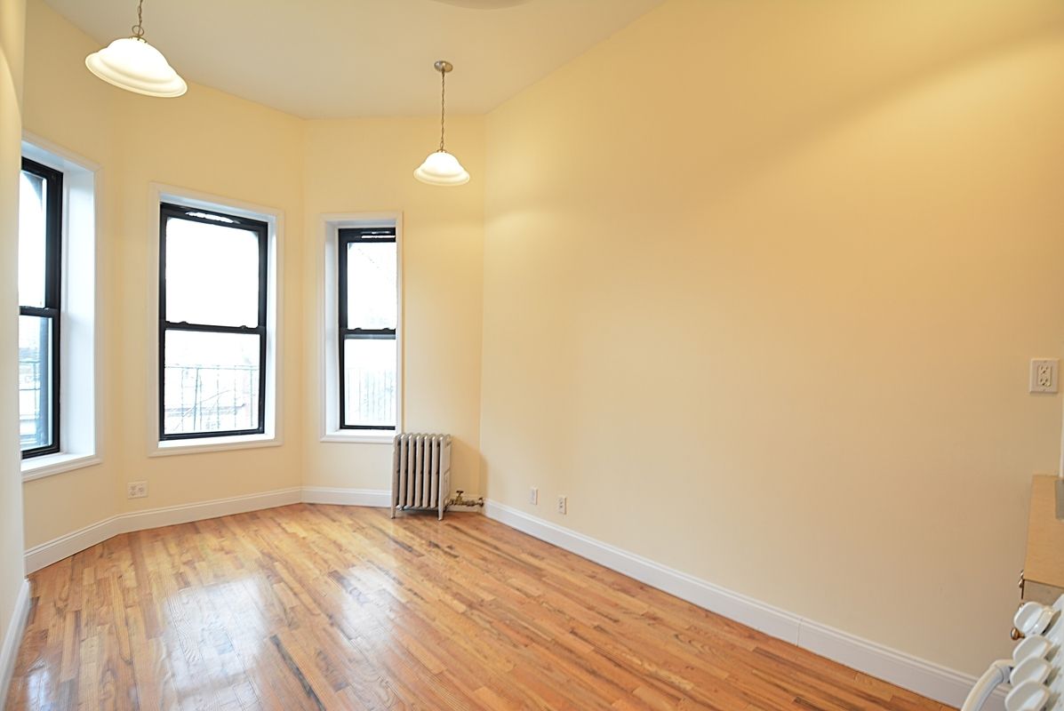 Sala de estar - 451 State St