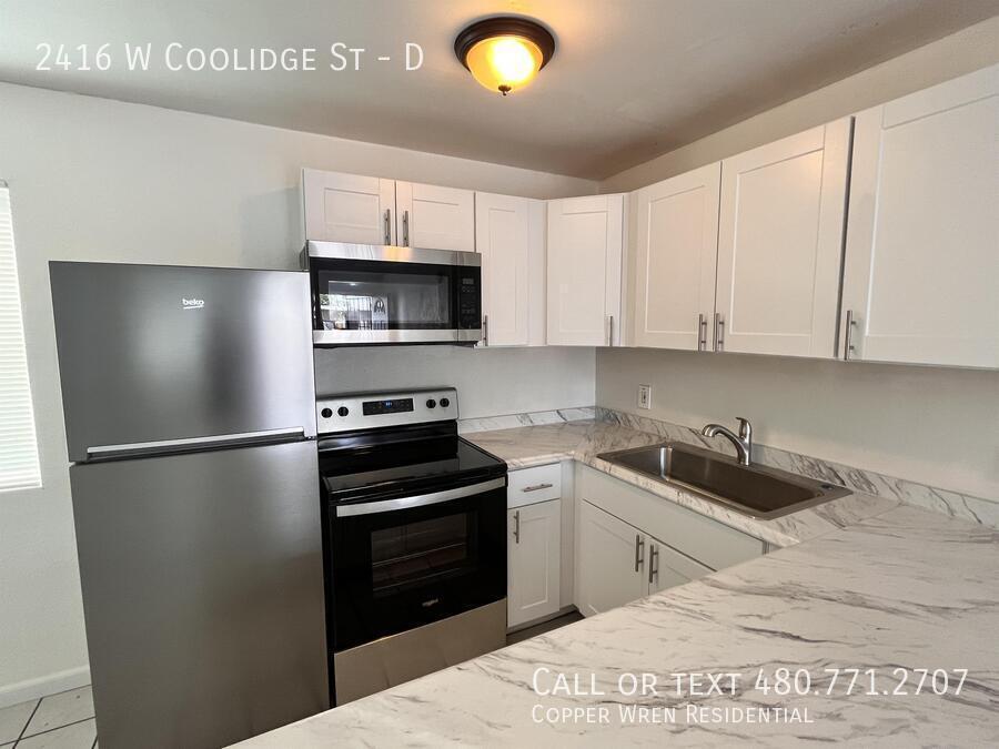 Primary Photo - 2416 W Coolidge St