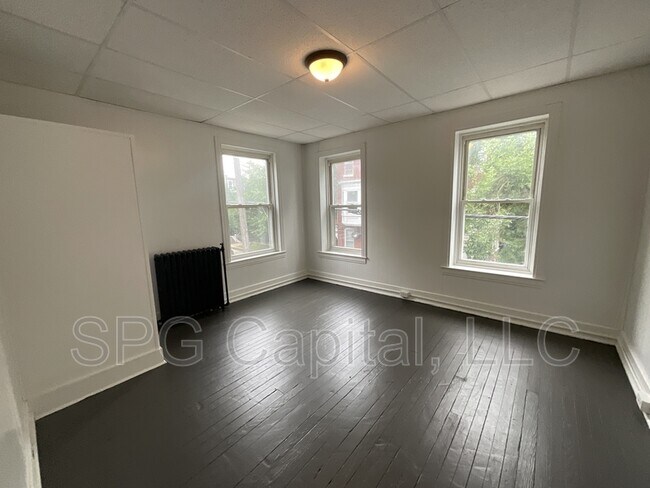 Foto del edificio - 120 S Hartley St