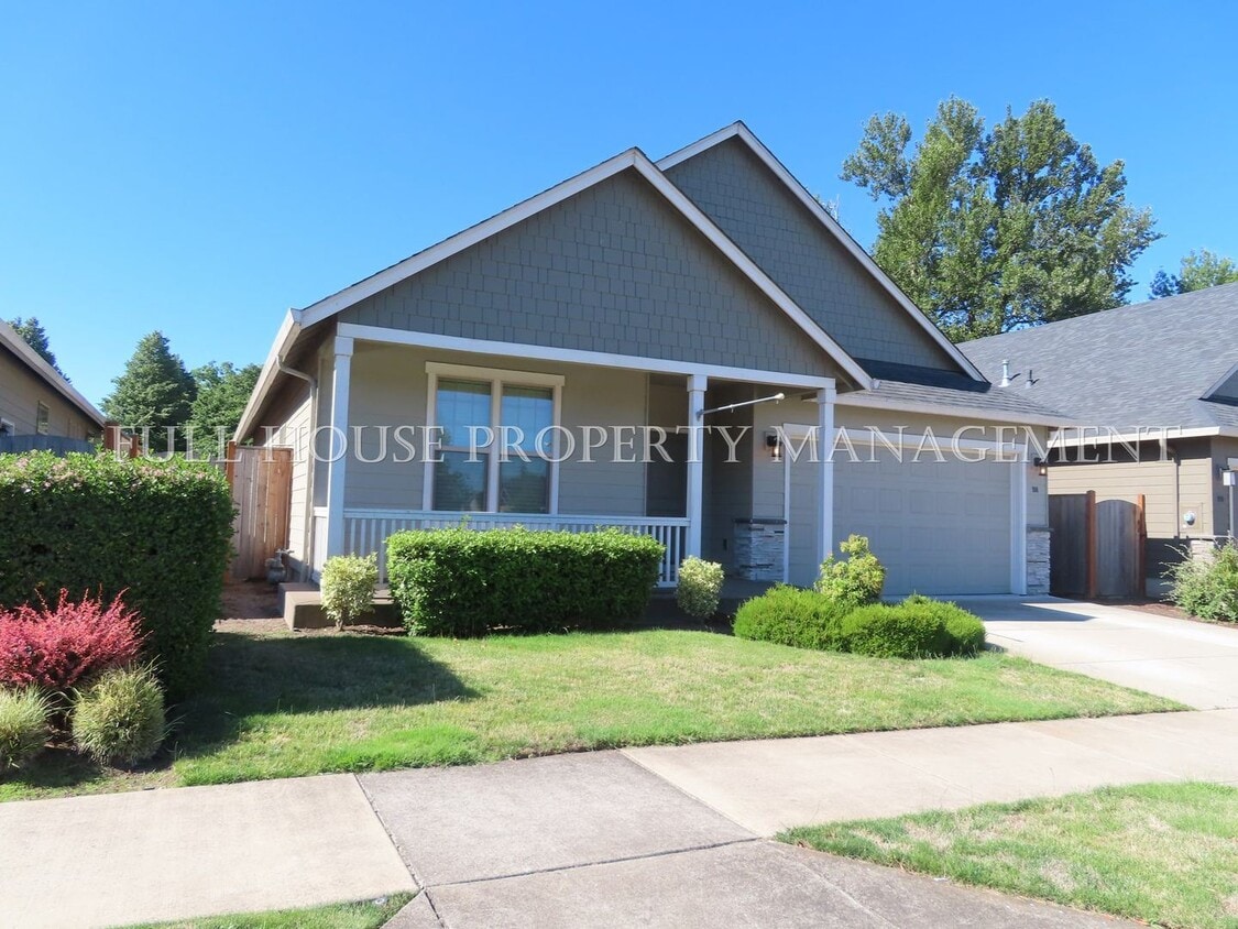 Primary Photo - 3 br, 2 bath House - 914 Pennington Ct.