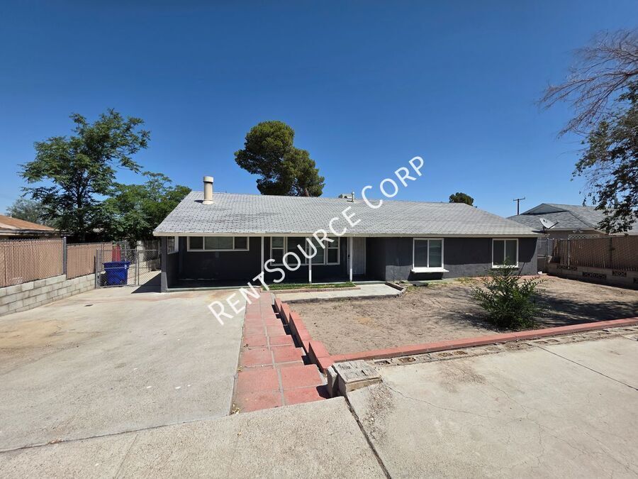 Foto principal - 671 Flora St