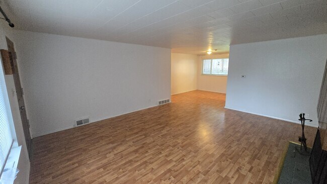 Foto del edificio - 6546 25th Ave NE