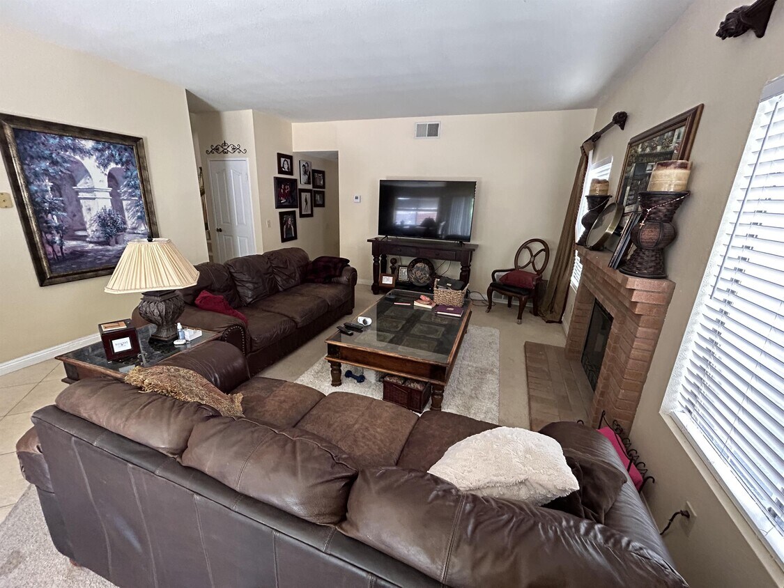 14269 Dalhousie Rd, San Diego, CA 92129 House for Rent in San Diego